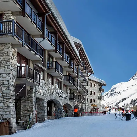 Apartment Agreable Avec Wifi, Parking, Aux Pieds Des Pistes Et Au Coeur Du Village - Fr-1-694-174 *